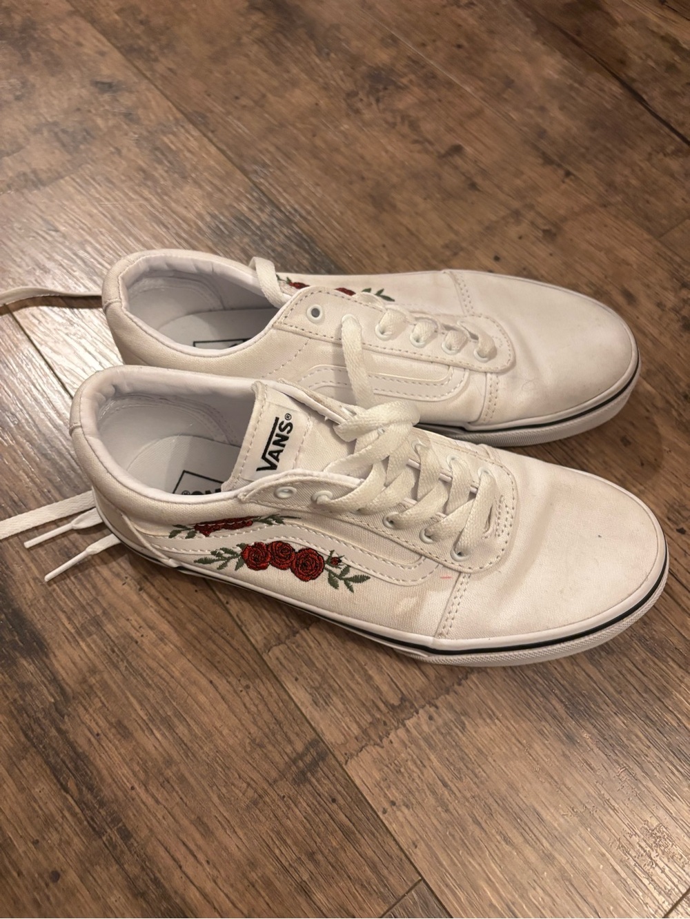 Vans White Low-Top Sneakers with Red Rose Embroidery